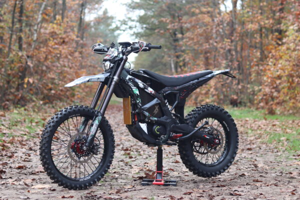 SURRON ULTRA BEE ELECTRIC ENDURO EDITION (30kw)