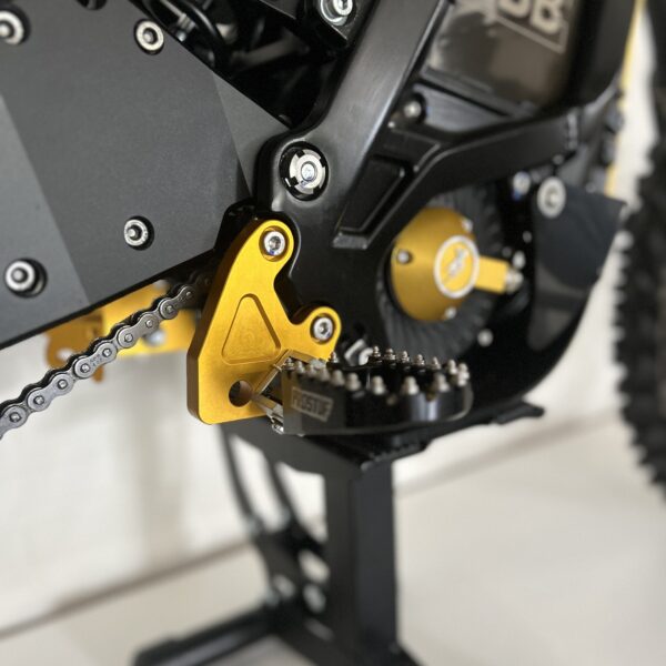 SUR-RON LB Billet Peg Brackets